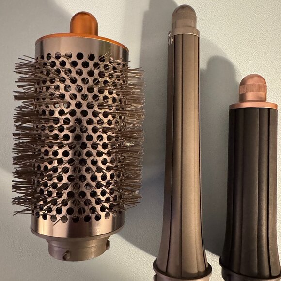 DYSON AIRWRAP™ MULTI-STYLER WITH BONUS ATTACHMENTS -  VINCA BLUE/ROSE - Picture 3 of 6